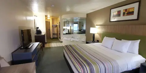西谷市卡爾森江山旅館