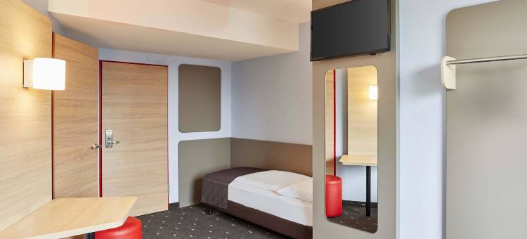 萨尔布吕肯霍夫民宿酒店(B&B HOTEL Saarbrücken-Hbf)图片