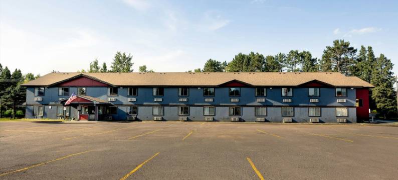 铁木市马格努森酒店(Magnuson Hotel Ironwood)图片