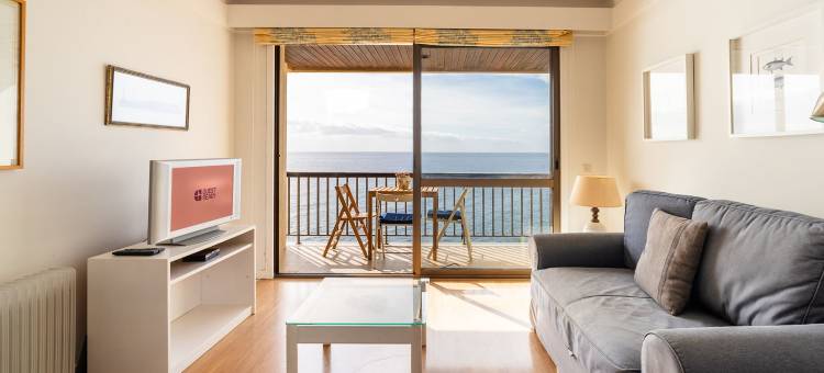 Cliff View Apartment- Wonderful Sea Views & Pool图片