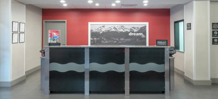 罗厄诺克机场/谷景购物中心欢朋套房酒店(Hampton Inn & Suites Roanoke Airport)图片