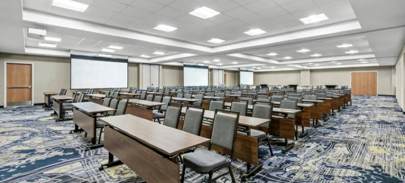 恩波里亚万豪国际万枫酒店及套房(Fairfield by Marriott Inn & Suites Emporia)图片