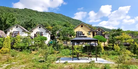 Muju Sun & Moon Pension