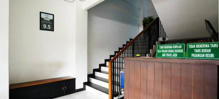 巴德兰城市景观住宅伊斯兰马纳汉酒店(Urbanview Badran Residence Syariah Manahan)图片