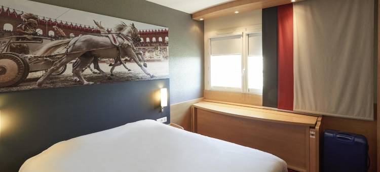 宜必思绍莱酒店(Ibis Cholet)图片