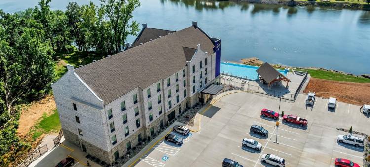 舒眠旅馆及套房萨凡纳田纳西河畔(Sleep Inn & Suites Savannah Tennessee Riverfront)图片