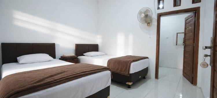 班雅萨里阿克萨宾馆(Aqsa Guest House Banjarsari)图片