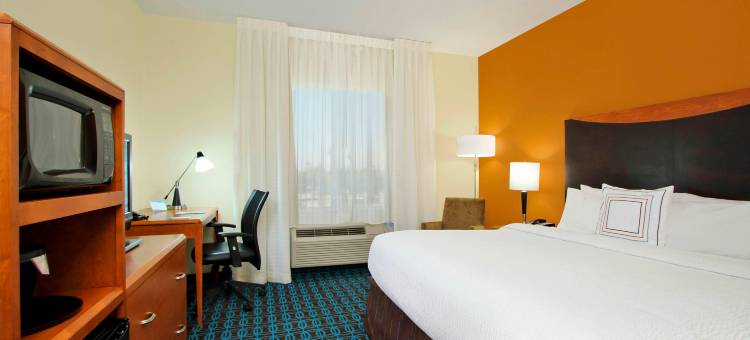 弗雷斯诺克洛维斯万枫酒店及套房(Fairfield Inn & Suites Fresno Clovis)图片