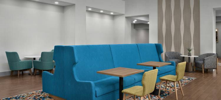图珀洛/巴恩斯隧道欢朋酒店及套房(Hampton Inn & Suites Tupelo/Barnes Crossing)图片