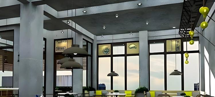 杰默萨里叶露酒店(Yello Hotel Jemursari)图片