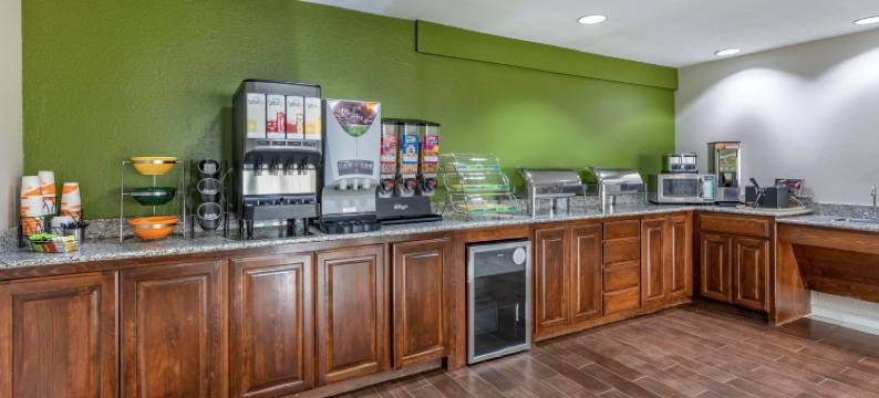 朗维尤I-20品质套房酒店(Quality Inn & Suites Longview I-20)图片