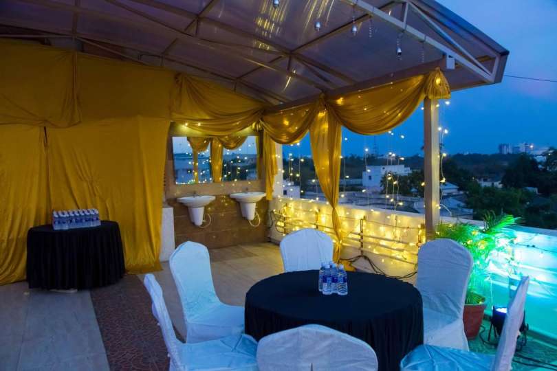 Hotel Prince GardensOver view