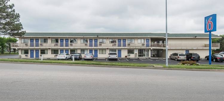 密苏里堪萨斯城 - 机场 6 号汽车旅馆(Motel 6 Kansas City, MO - Airport)图片