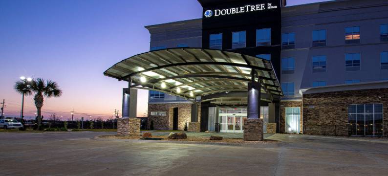 萨尔弗查尔斯湖希尔顿逸林酒店及度假村(Doubletree by Hilton Sulphur Lake Charles)图片