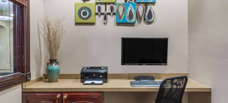 珀尔/杰克逊机场戴斯酒店(Days Inn by Wyndham Pearl/Jackson Airport)图片