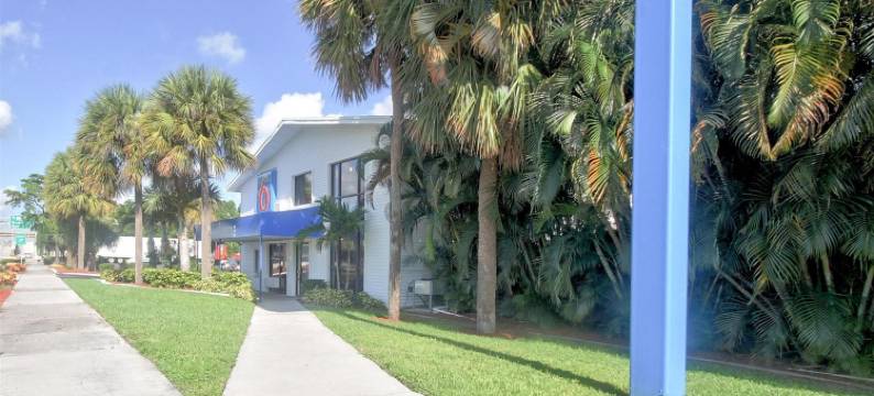 劳德代尔堡6号汽车旅馆(Motel 6 Fort Lauderdale, FL)图片