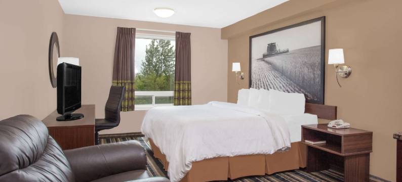 布兰顿速8酒店(Super 8 by Wyndham Brandon MB)图片