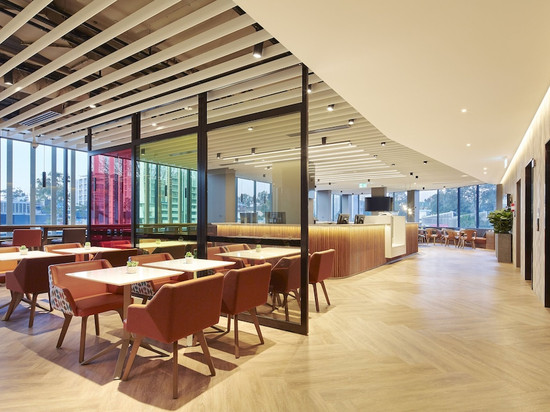 悉尼机场智选假日酒店