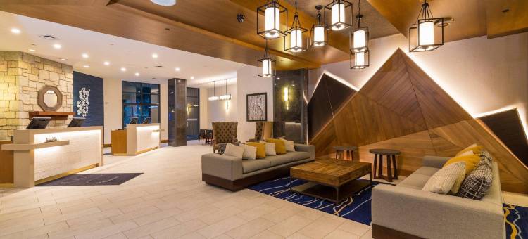 惠斯勒村德尔塔套房酒店(Delta Hotels Whistler Village Suites)图片