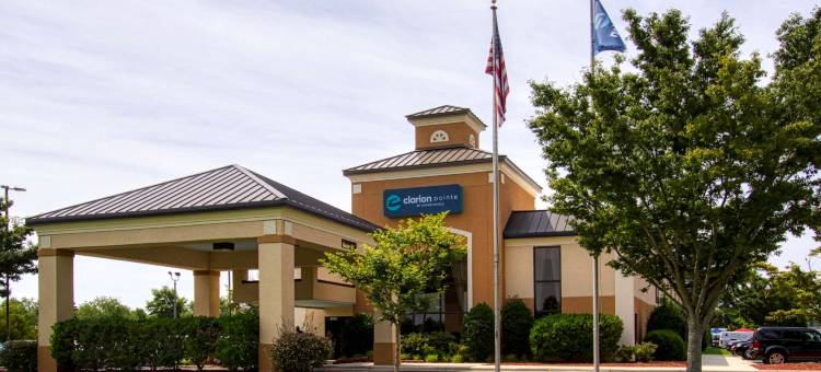 纽伯恩克拉利安庭酒店(Clarion Pointe New Bern)图片