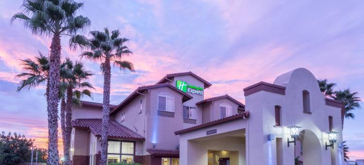 智选假日套房酒店曼特卡南 - 斯托克顿区(Holiday Inn Express & Suites Manteca City Center)图片