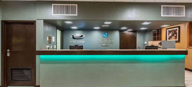 和套房品质酒店(Quality Inn & Suites)图片