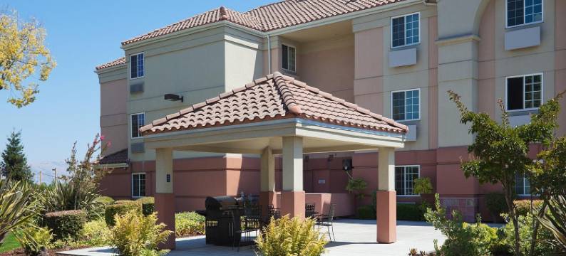 矽谷索内斯塔简单酒店-圣克拉拉(Sonesta Simply Suites Silicon Valley Santa Clara)图片