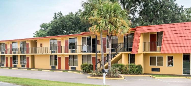 活橡树伊克诺酒店(Econo Lodge)图片