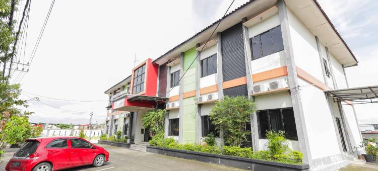 努安萨恩加维酒店(RedDoorz at Hotel Nuansa Ngawi)图片