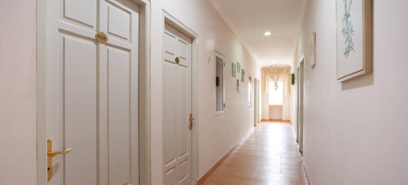 贾加卡尔萨城市景观酒店(Urbanview Hotel Jagakarsa by RedDoorz)图片