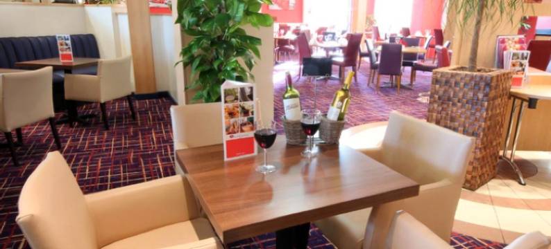 伦敦北华美达酒店(Ramada by Wyndham London North M1)图片