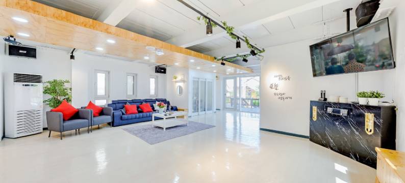 Daebudo the White Pool Villa图片