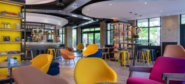 康铂饭店与餐馆阿姆斯特丹南荷兰奥斯特酒店(Campanile Amsterdam Zuidoost)图片