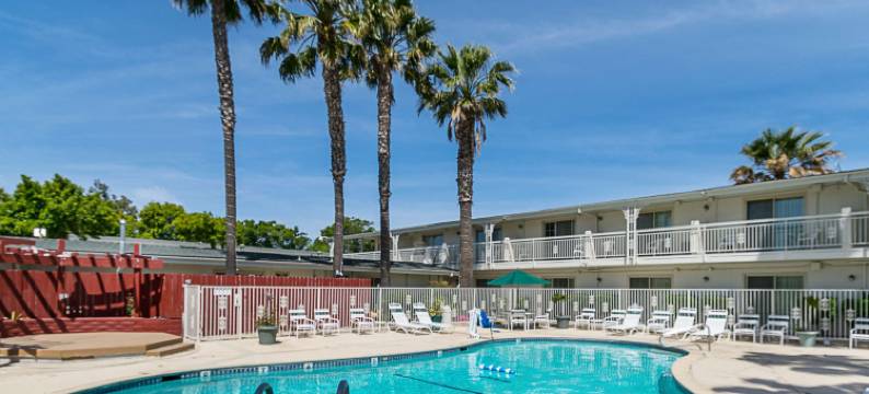 南方6号汽车旅馆(Motel 6 Santa Maria, CA - South)图片