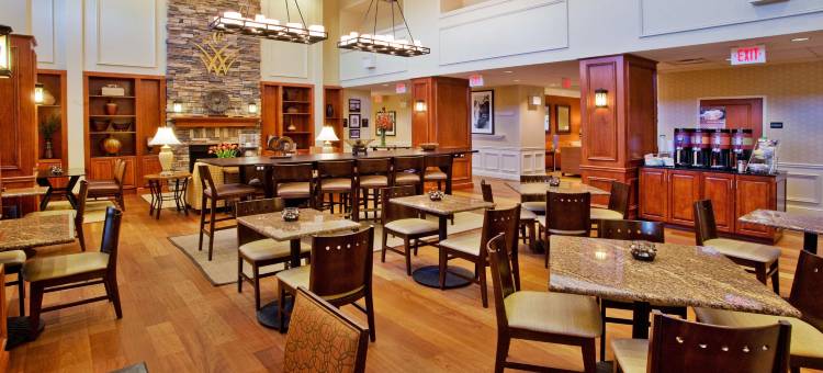 拉内特/西点欢朋酒店(Hampton Inn & Suites Lanett - West Point)图片