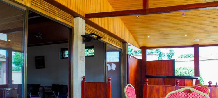 蒙涅纽阿尔法酒店(Alfa Hotel Munyonyo)图片