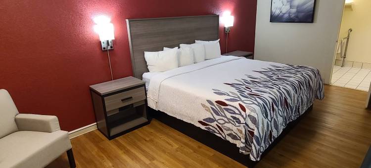 诺曼湖伊克诺拉奇套房酒店(Red Roof Inn & Suites Cornelius - Lake Norman)图片