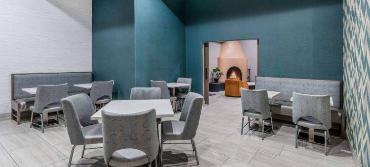 圣罗莎拉昆塔温德姆套房酒店(La Quinta Inn & Suites by Wyndham Santa Rosa)图片