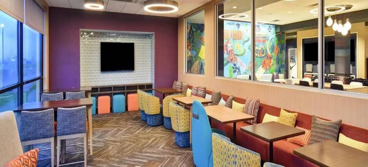 科利奇帕克亚特兰大机场希尔顿Tru酒店(Tru by Hilton Atlanta Airport College Park)图片