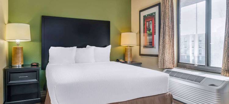 底特律安阿伯大学南美国长住精选套房酒店(Extended Stay America Select Suites - Detroit - Ann Arbor - University South)图片