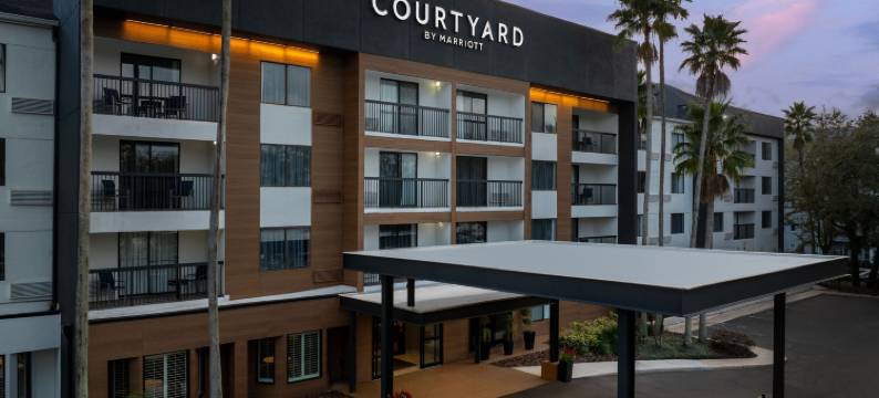 东奥兰多/UCF区万怡酒店(Courtyard Orlando East/UCF Area)图片