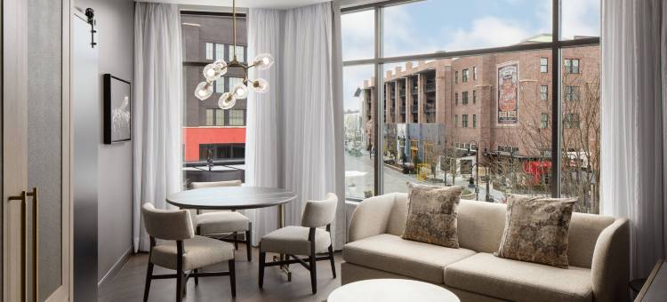 费耶特维尔特里利斯宾馆,GA,臻品之选酒店(Trilith Guesthouse, Fayetteville, GA, A Tribute Portfolio Hotel)图片