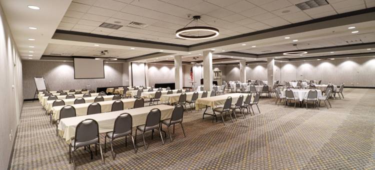 昆西假日酒店(Holiday Inn QUINCY by IHG)图片