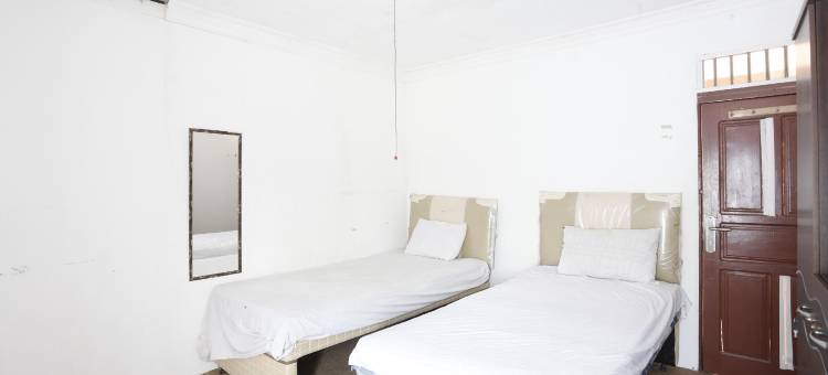 O酒店布德斯里旅馆(Hotel O Penginapan Budhe Sri)图片