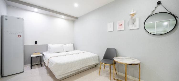 Jinju Hotel Chemi图片