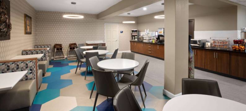 布达-奥斯汀南麦客达温德姆套房酒店(Microtel Inn & Suites by Wyndham Buda Austin South)图片