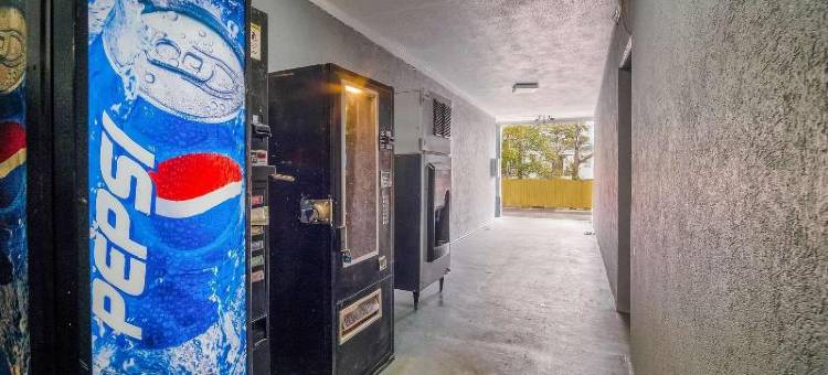 罗德威套房酒店-杰克逊堡(Rodeway Inn & Suites Fort Jackson)图片