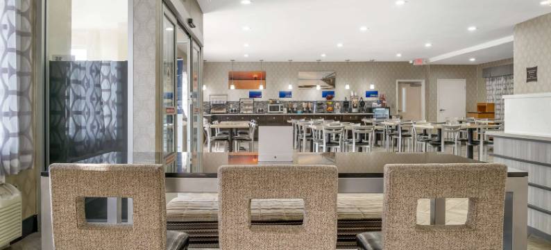 灯塔贝斯特韦斯特酒店(Best Western Beacon Inn)图片