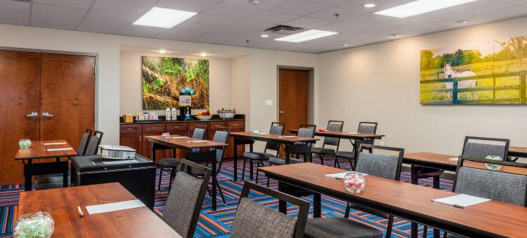 霍普金斯维尔欢朋套房酒店(Hampton Inn & Suites Hopkinsville)图片