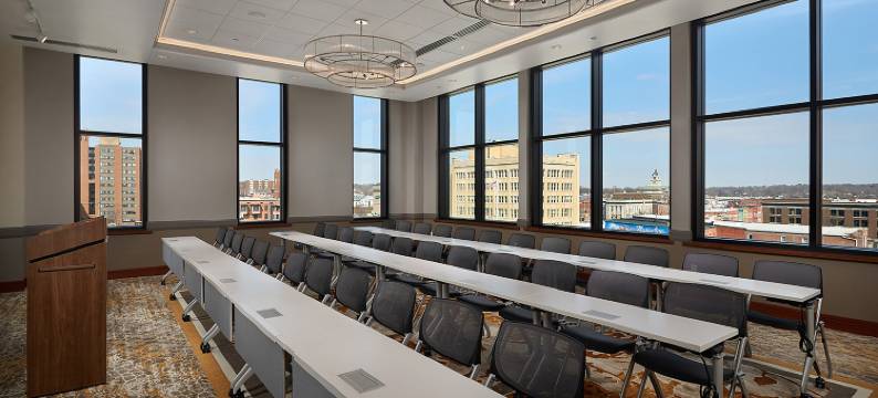 The Merrill Hotel, Muscatine, a Tribute Portfolio Hotel图片